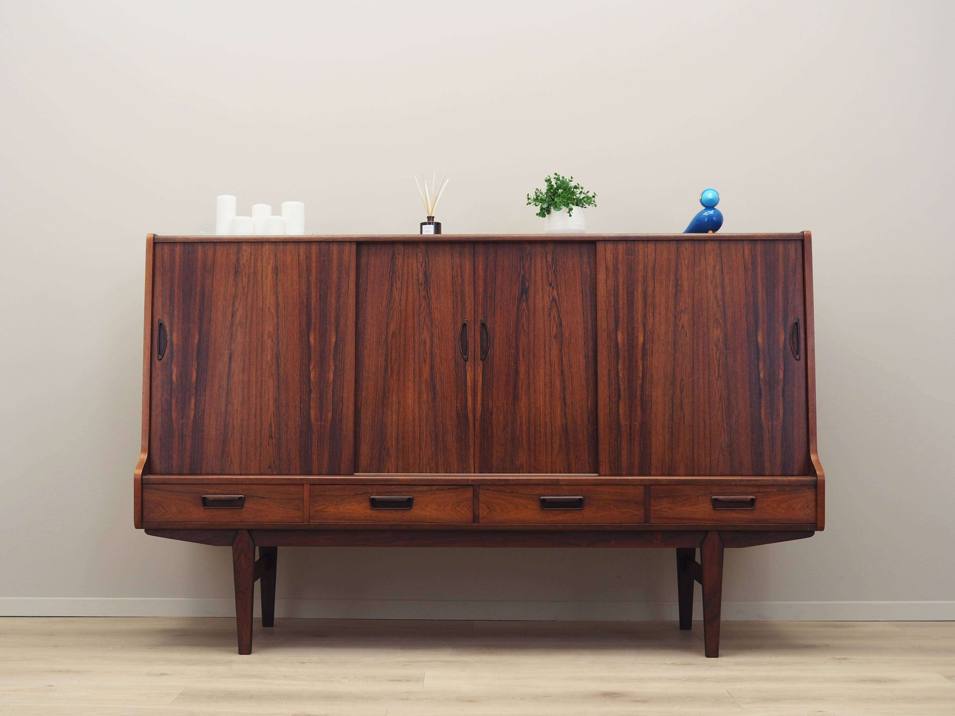 Buffet haut en palissandre, design danois, années 1960, production : Danemark