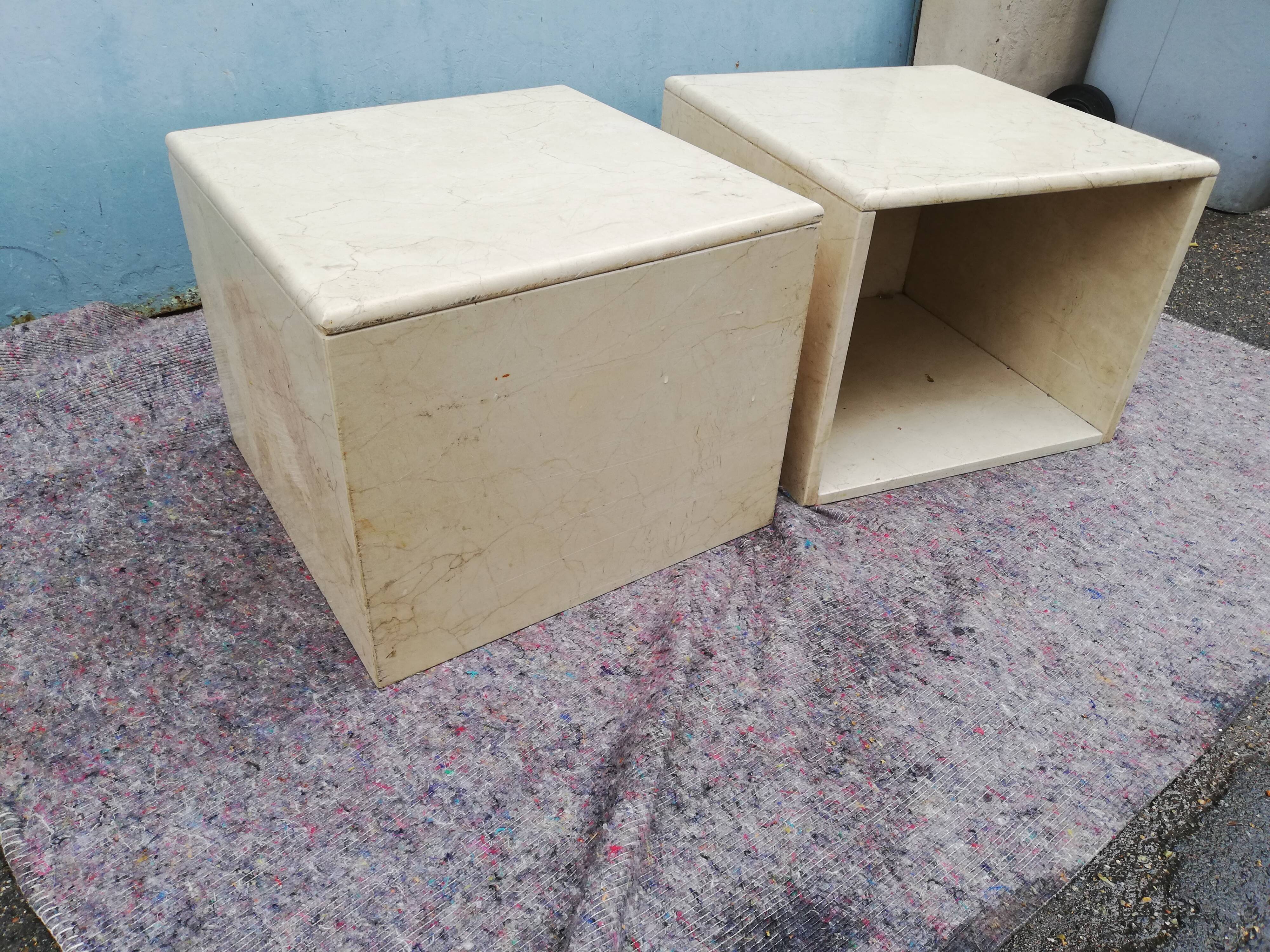 White marble coffee table