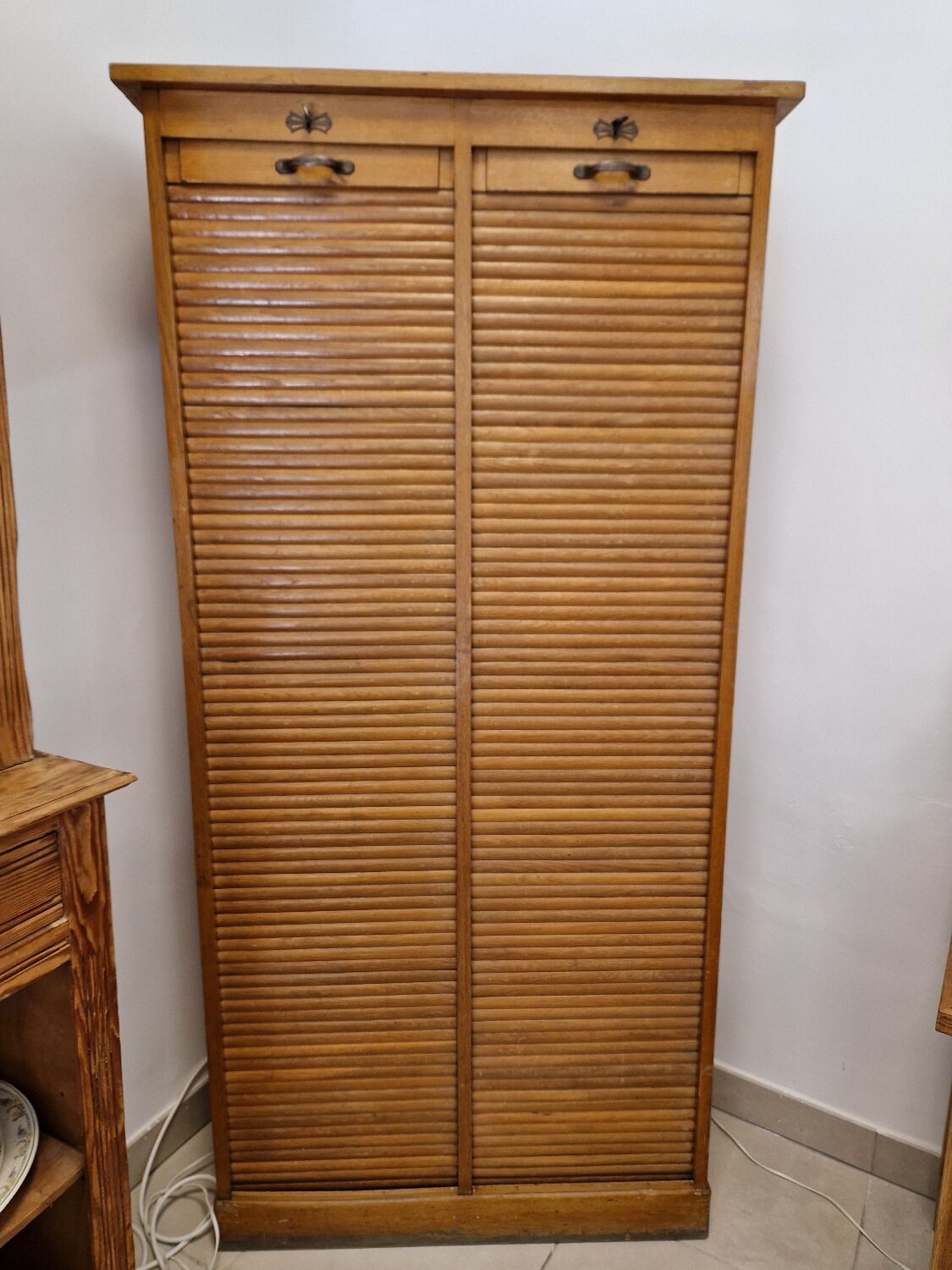 Notary binder cabinet