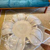 Table basse fleur en rotin