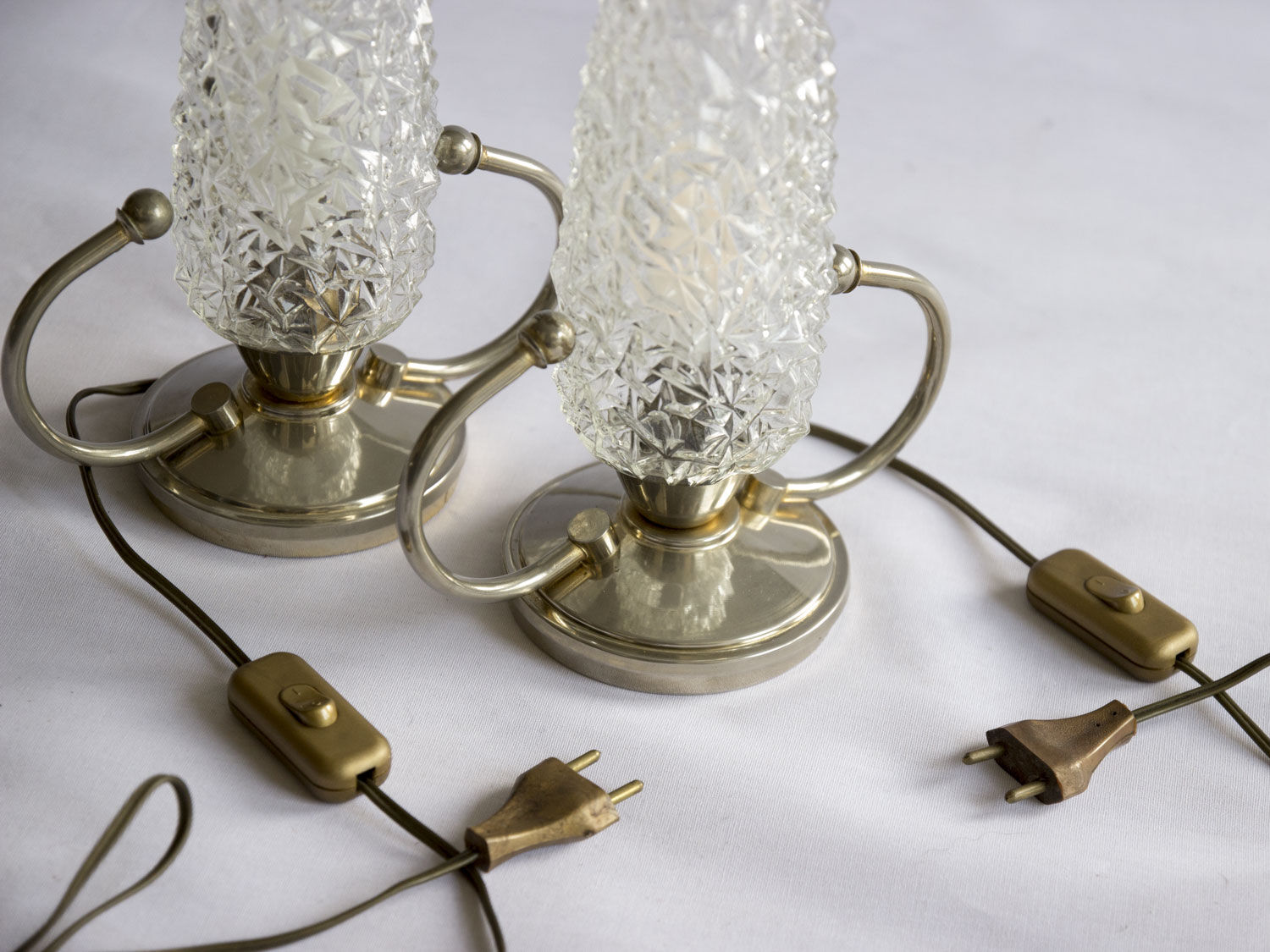 Pair of lamps to put down