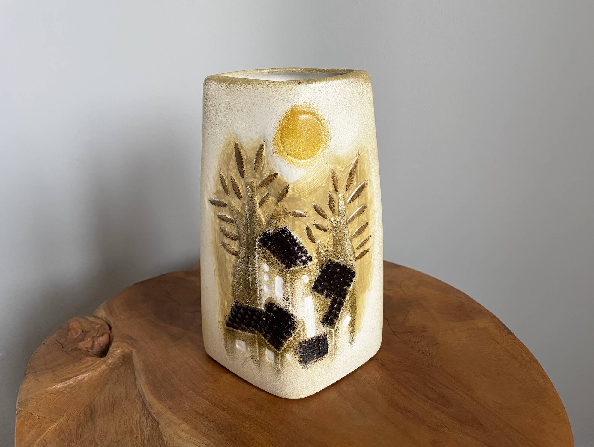 Beige-Yellow Chinese Ceramic Vase with Tactile Design Depicting Houses, Sun, Trees and Countryside