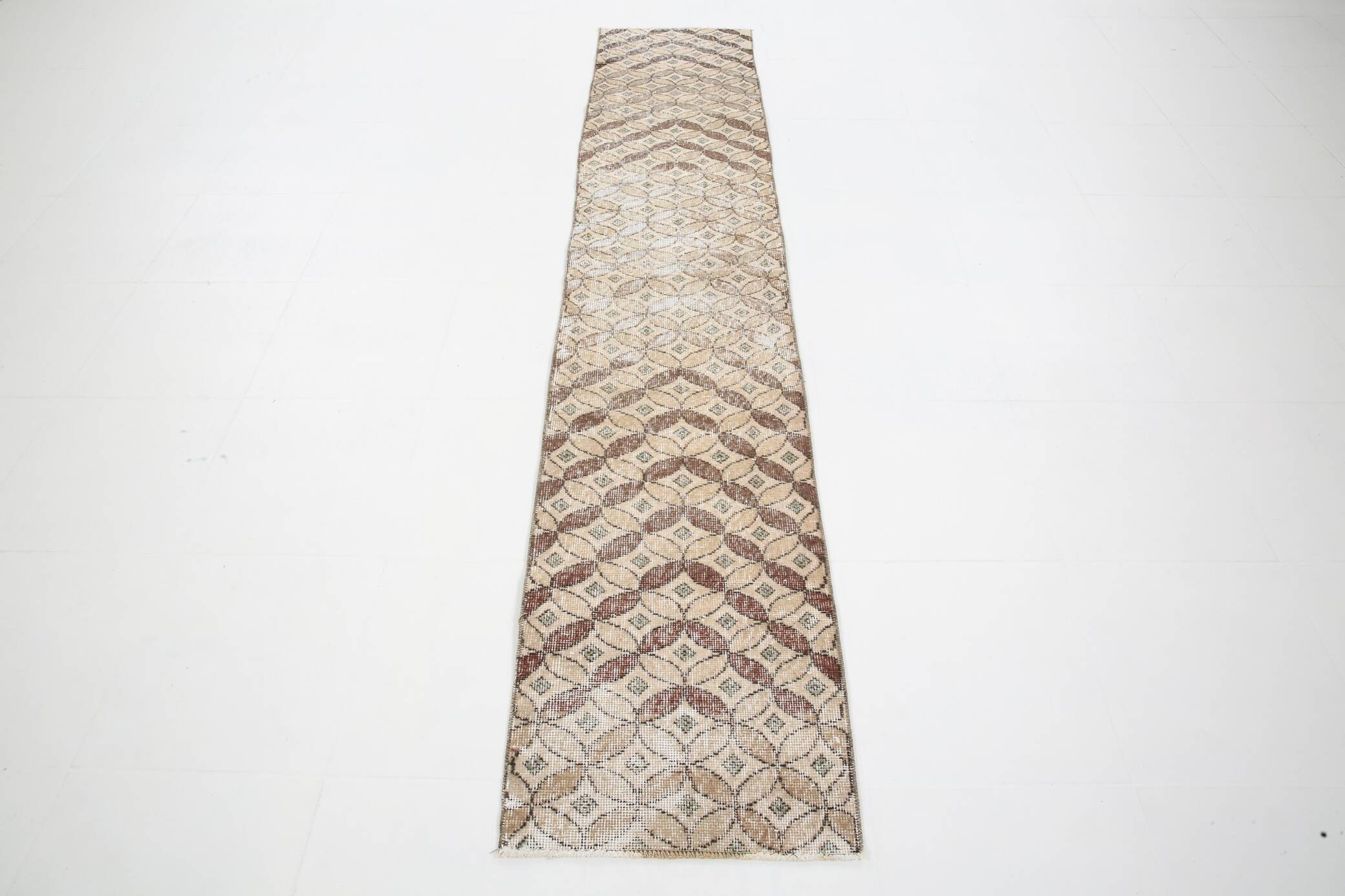 2x9 Soft Pastel Beige Turkish Runner Rug, 54x276Cm FREE SHIPPING