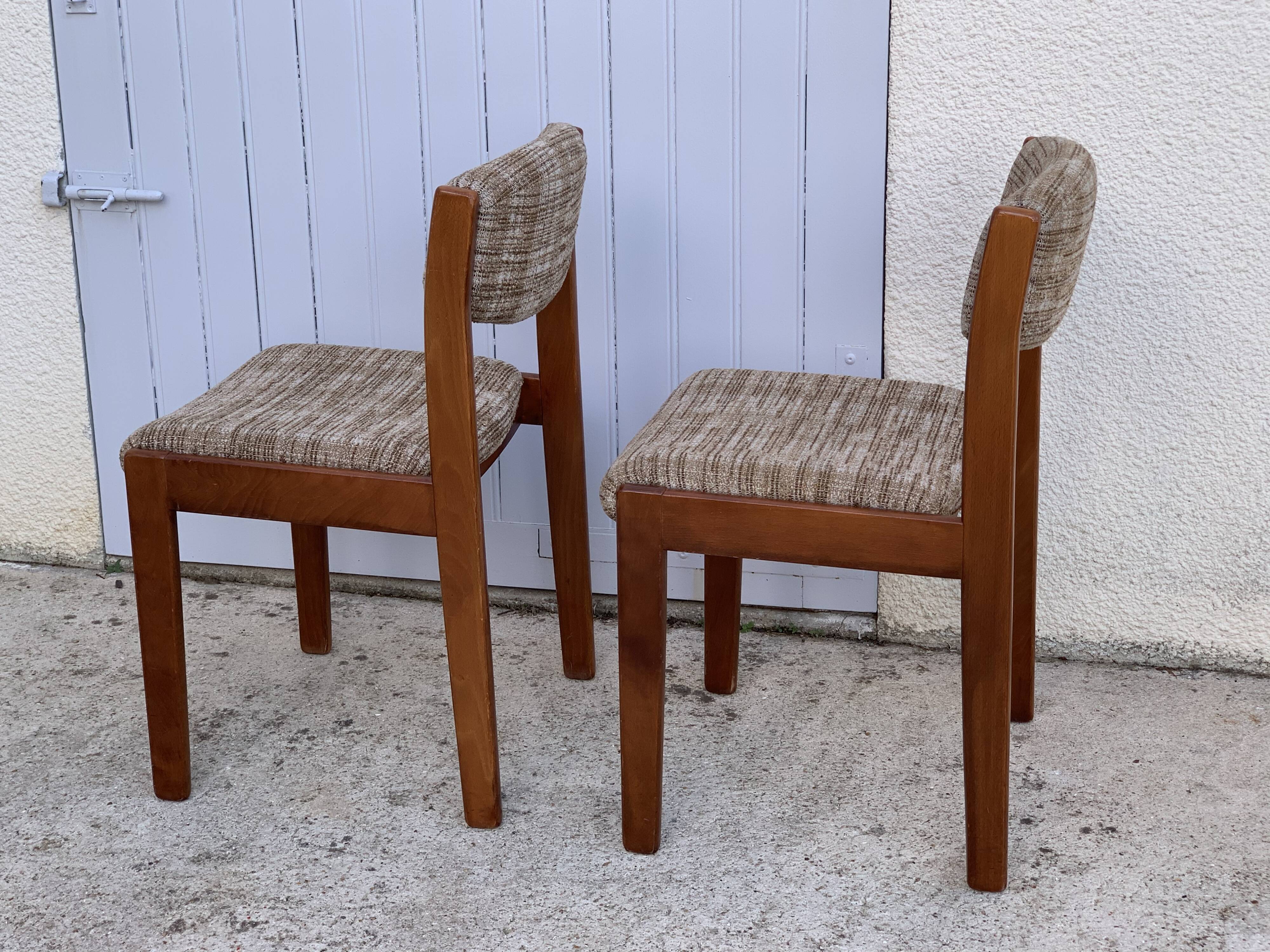 Pair of vintage chairs 1970