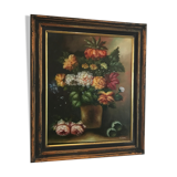 Table bouquet of flowers