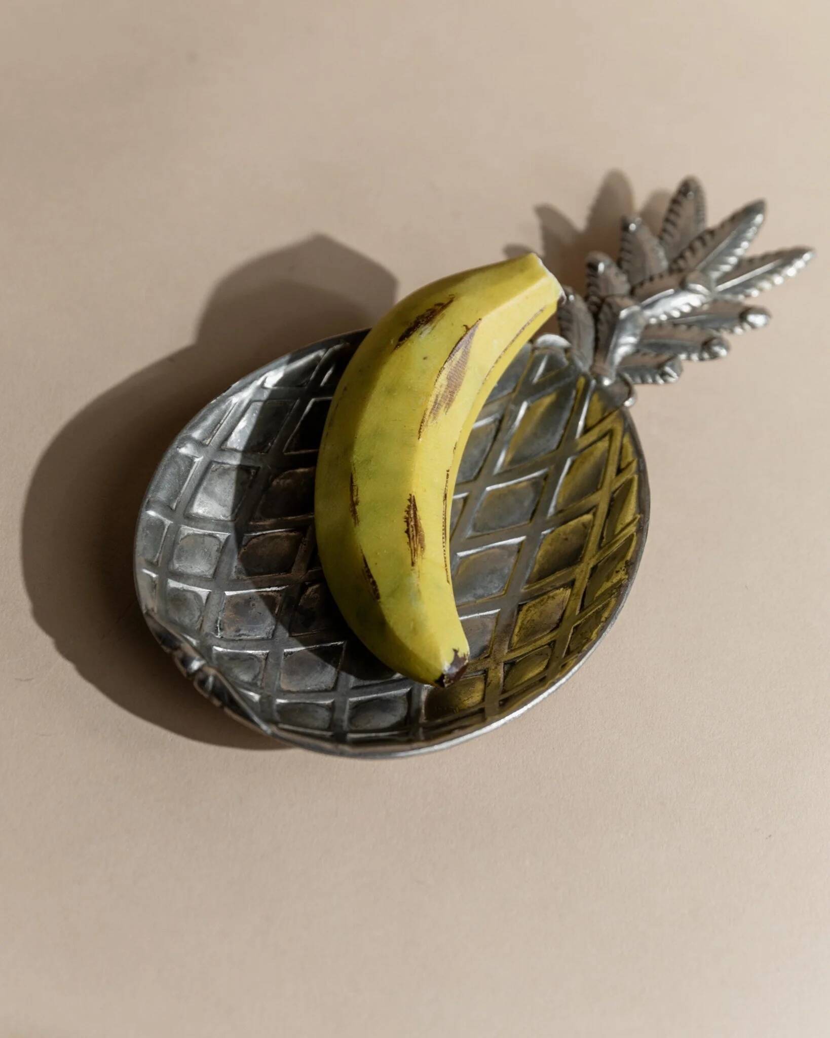 Silver-Plated Pineapple Bowl, 1960s Vintage Saladier in Metal, Tropical Centerpiece