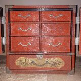 Japanese cabinet in cinnabar red lacquer, Japan Meiji era