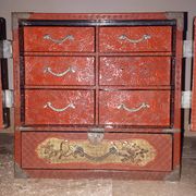 Japanese cabinet in cinnabar red lacquer, Japan Meiji era