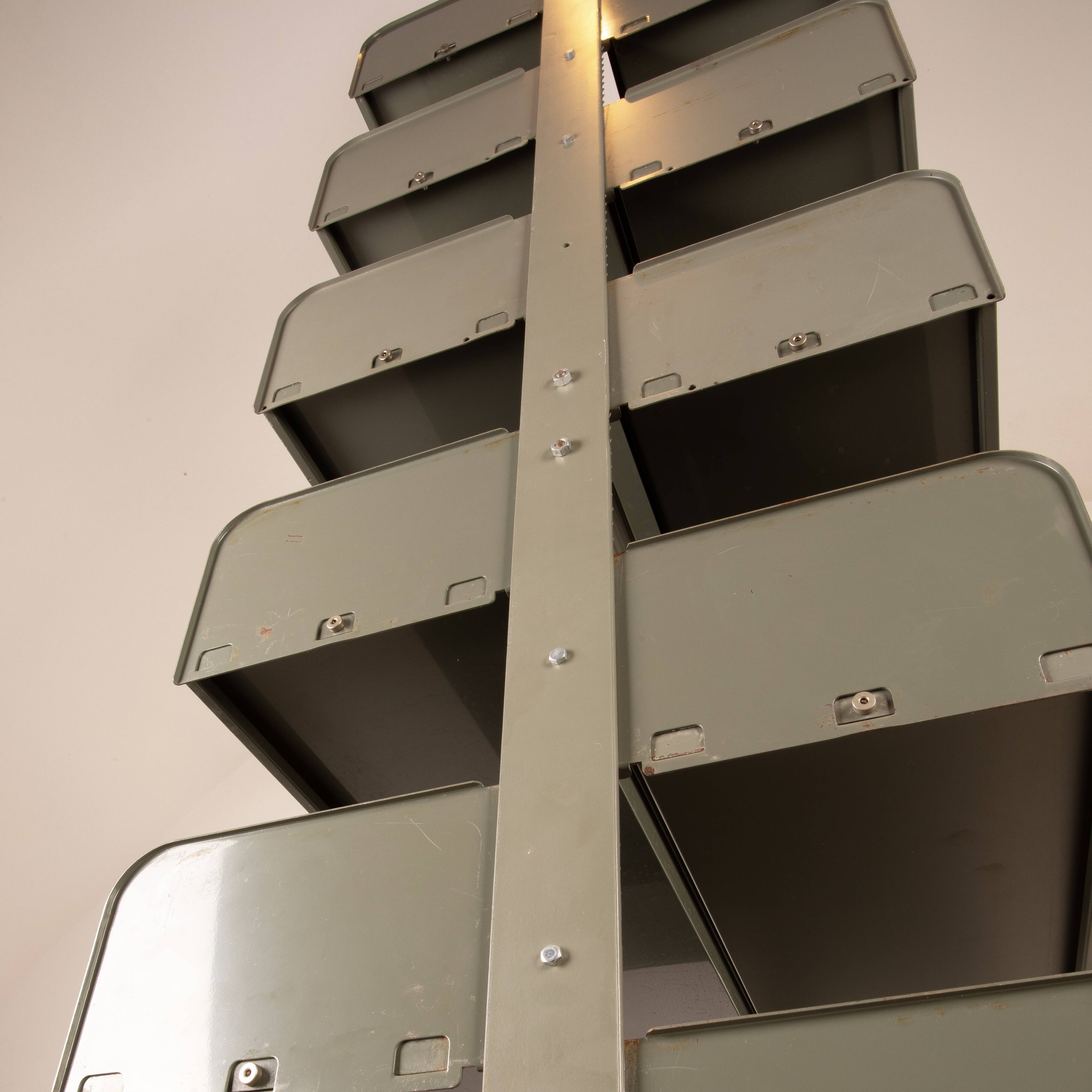 Congresso XL bookcase produced by Lips Vago