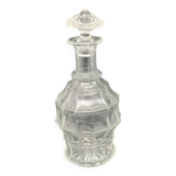 Carafe en verre à facettes