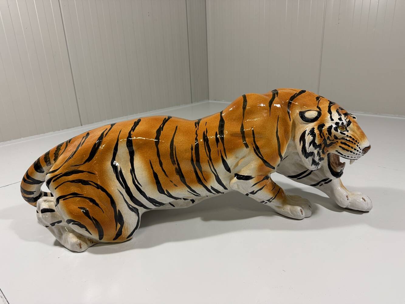 Grand tigre en céramique italienne des années 1970