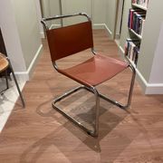 Hanging chair in Mart Stam S33 style in chrome metal and cognac imitation leather