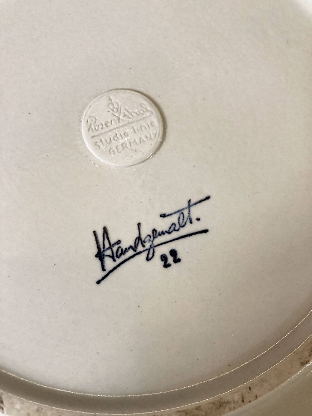 Large porcelain dish, Siena model, by Bjorn Wiinblad for Rosenthal, Germany