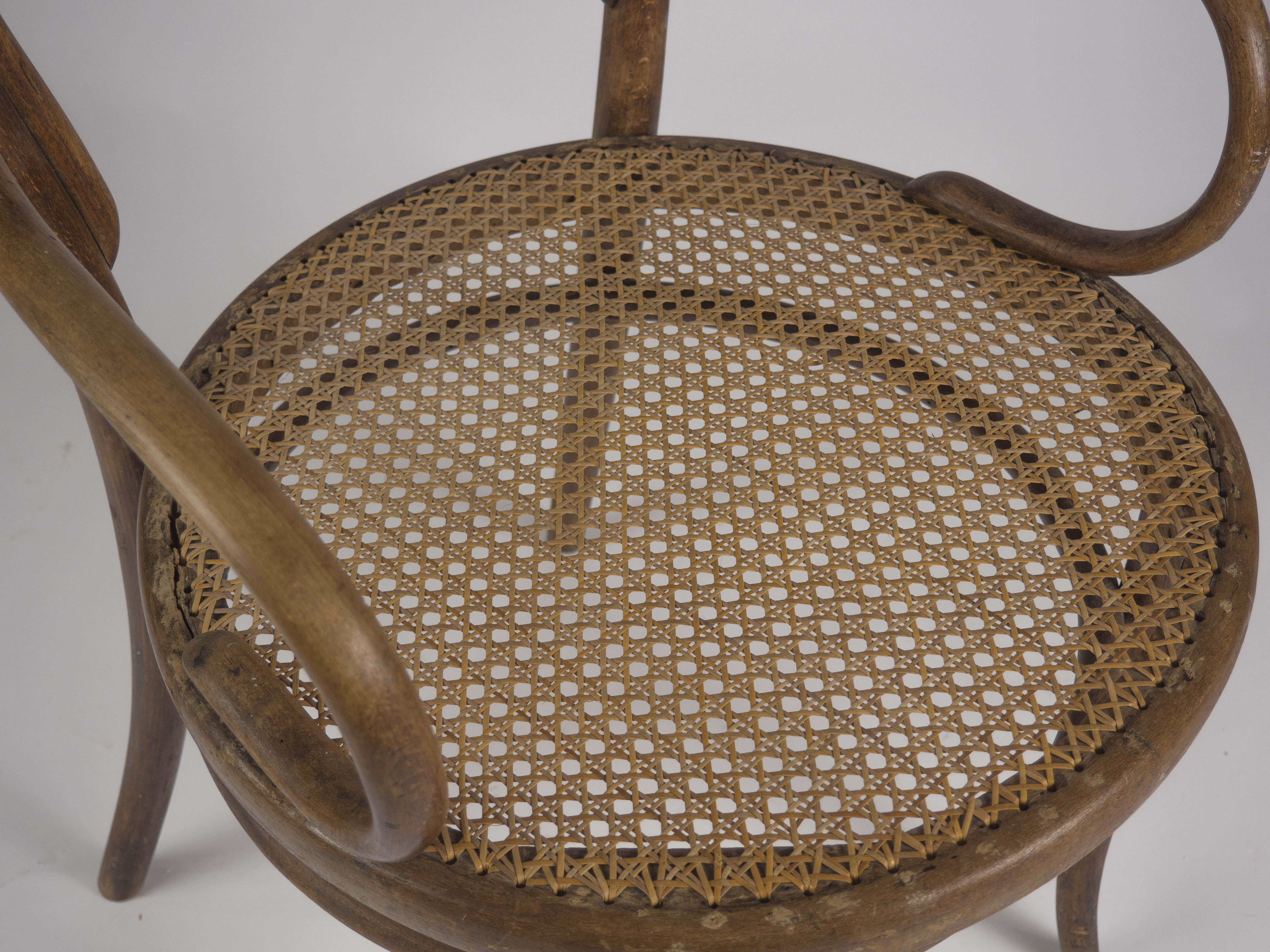 Antique Mod. 14 Armchair by Thonet for Thonet Wien, 1900s