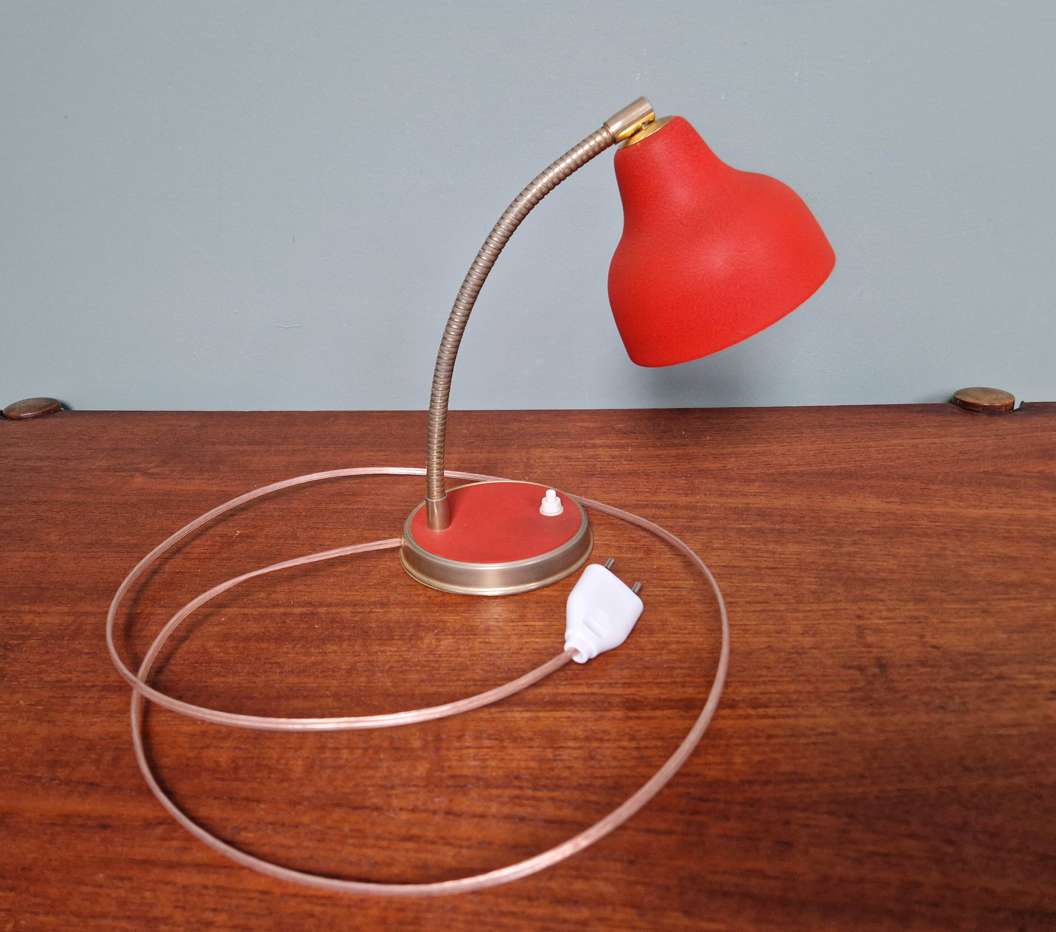 Vintage articulated desk lamp in red lacquered metal, 1950s