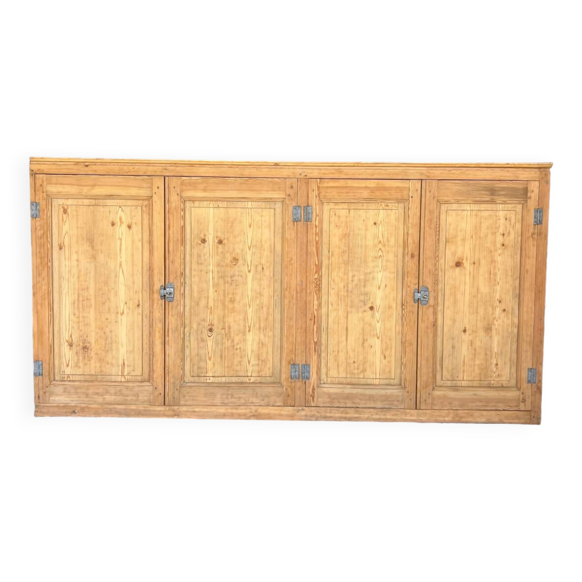 Raw wood craft furniture