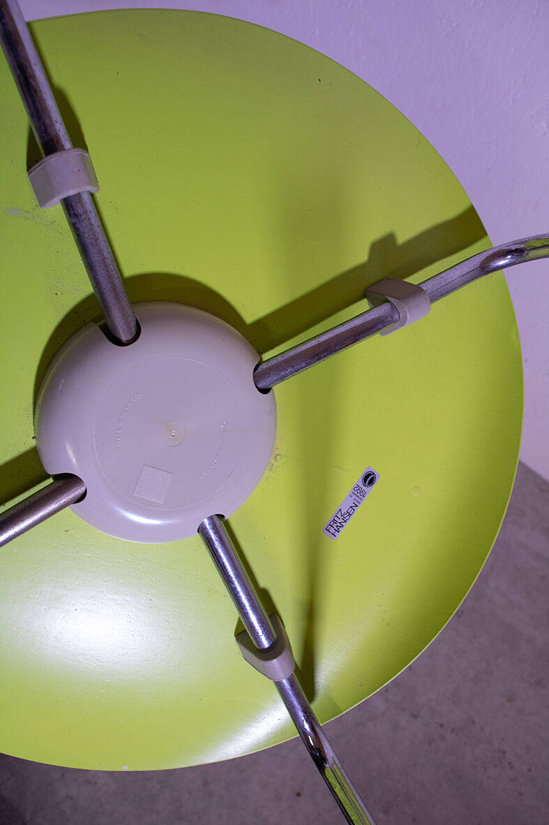 Serie 7 chair by Arne Jacobsen Fritz Hansen edition