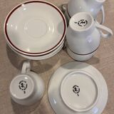 Service a thé en porcelaine