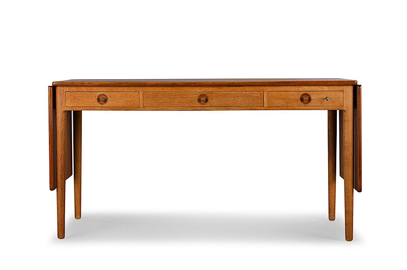 Design midcentury modern desk AT-305 by Hans J. Wegner for Andreas Tuck, 1950s