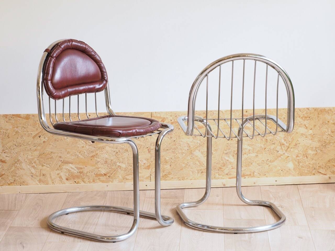 Duo of metal chairs attributed to Gastone RINALDI