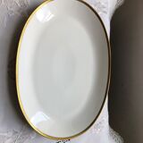 Fine porcelain table service