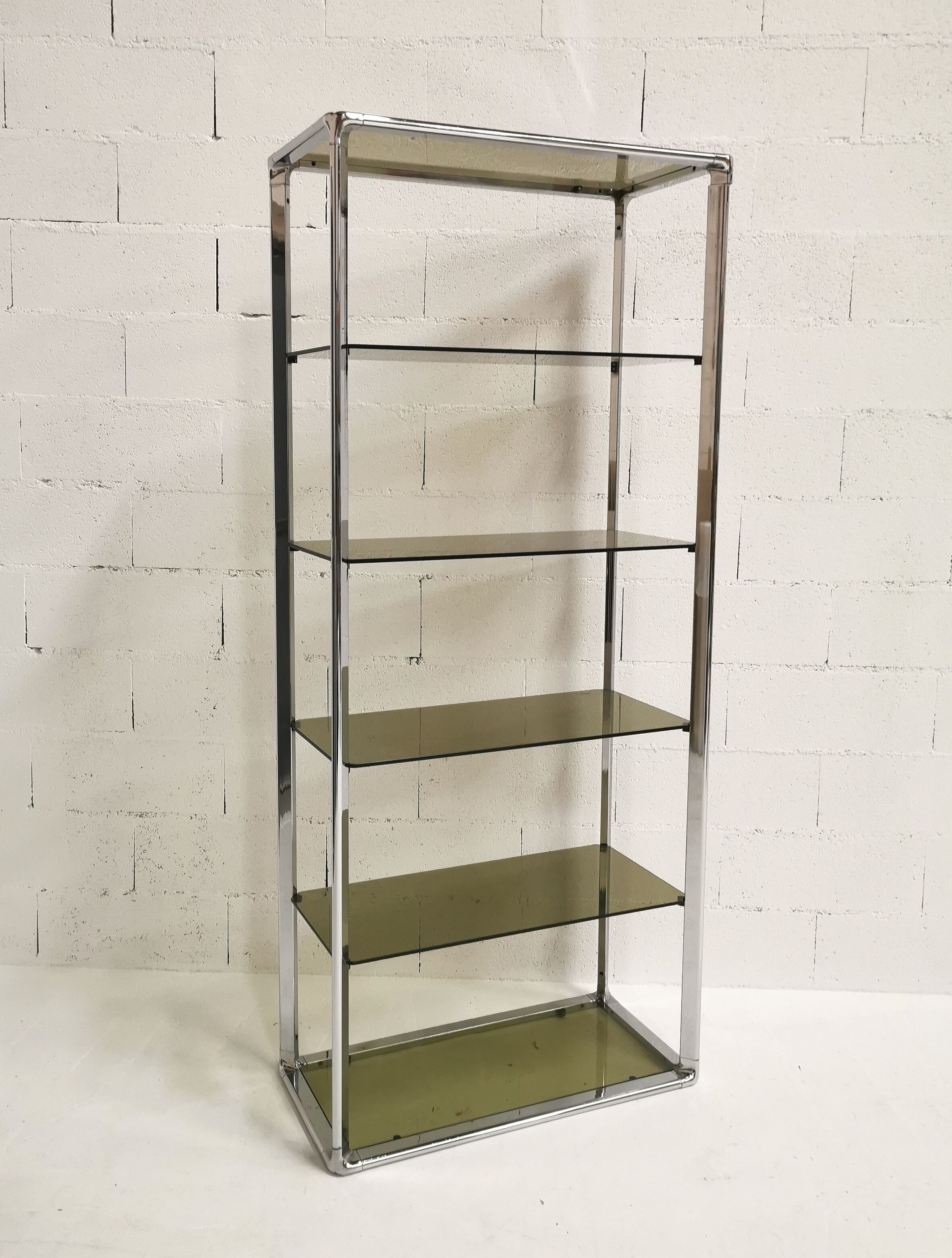 Shelf in chrome and glass, Fratelli Orsenigo, 1970