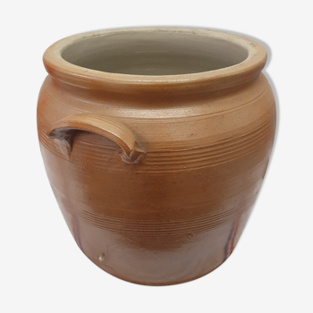 Sandstone pot