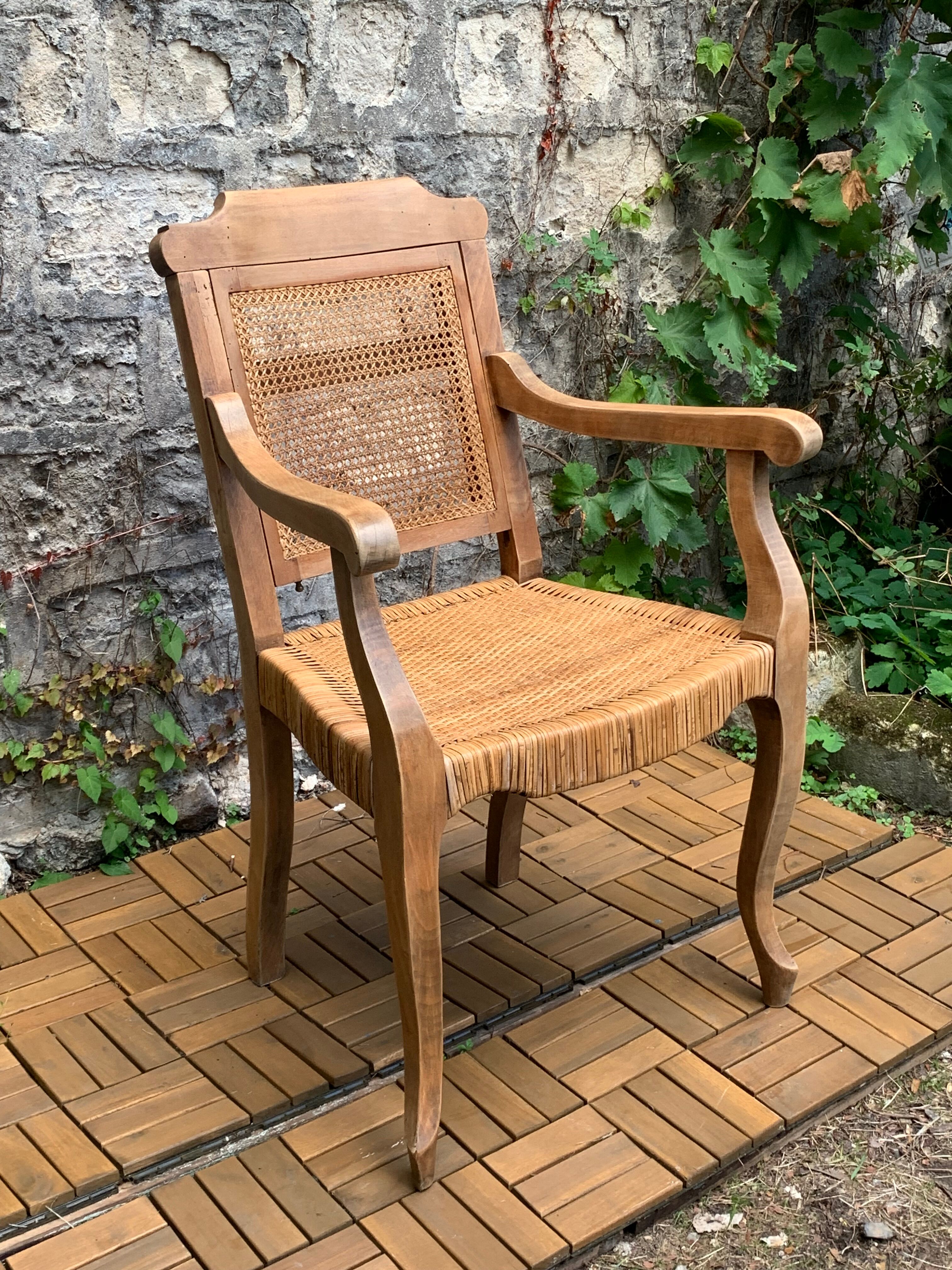 Barber's armchair in wood cannage and straw 1900