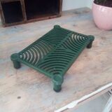 Flat underside