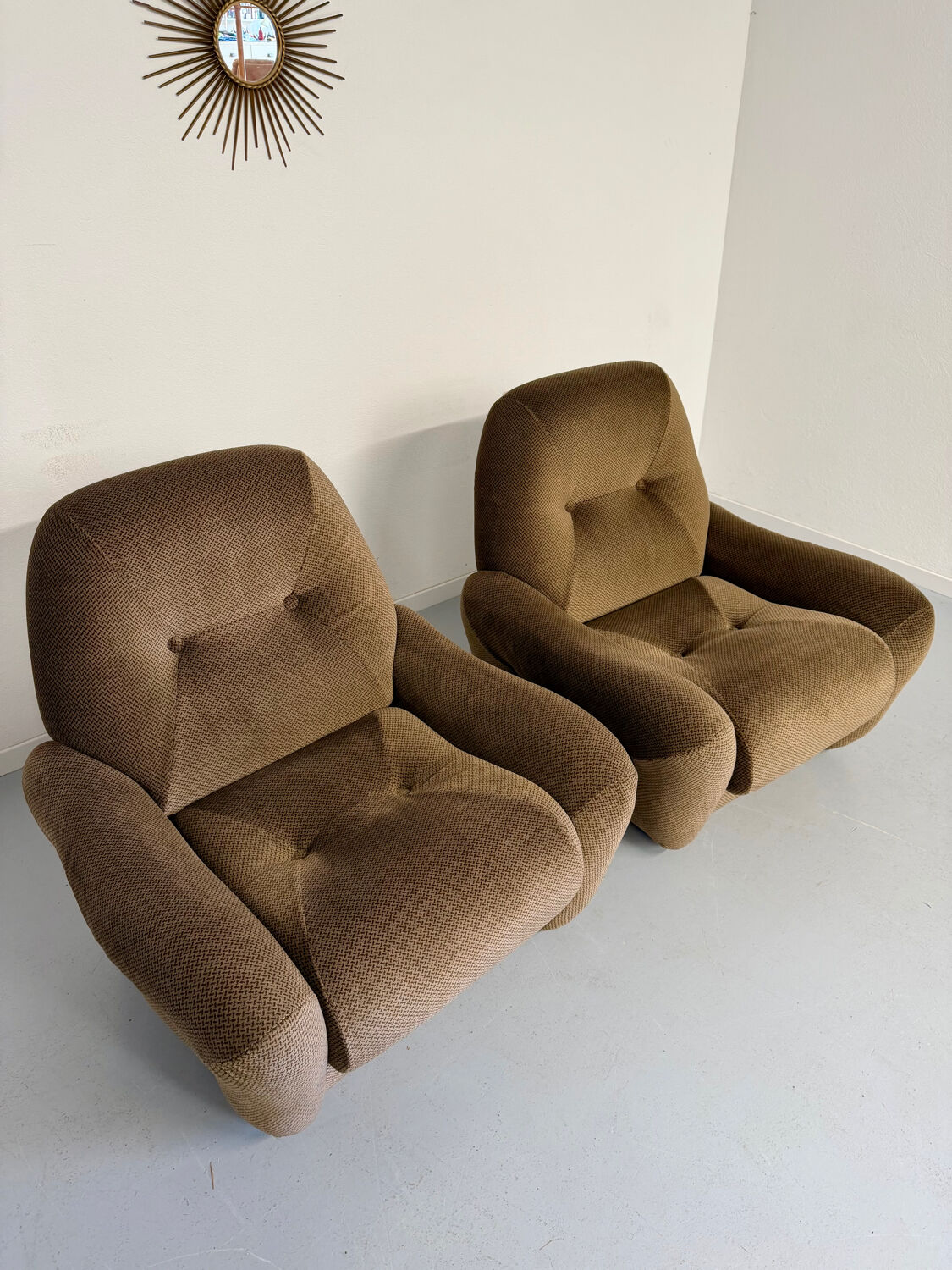 Lot of 2 cosy fabric armchairs, French design, vintage 1970s.