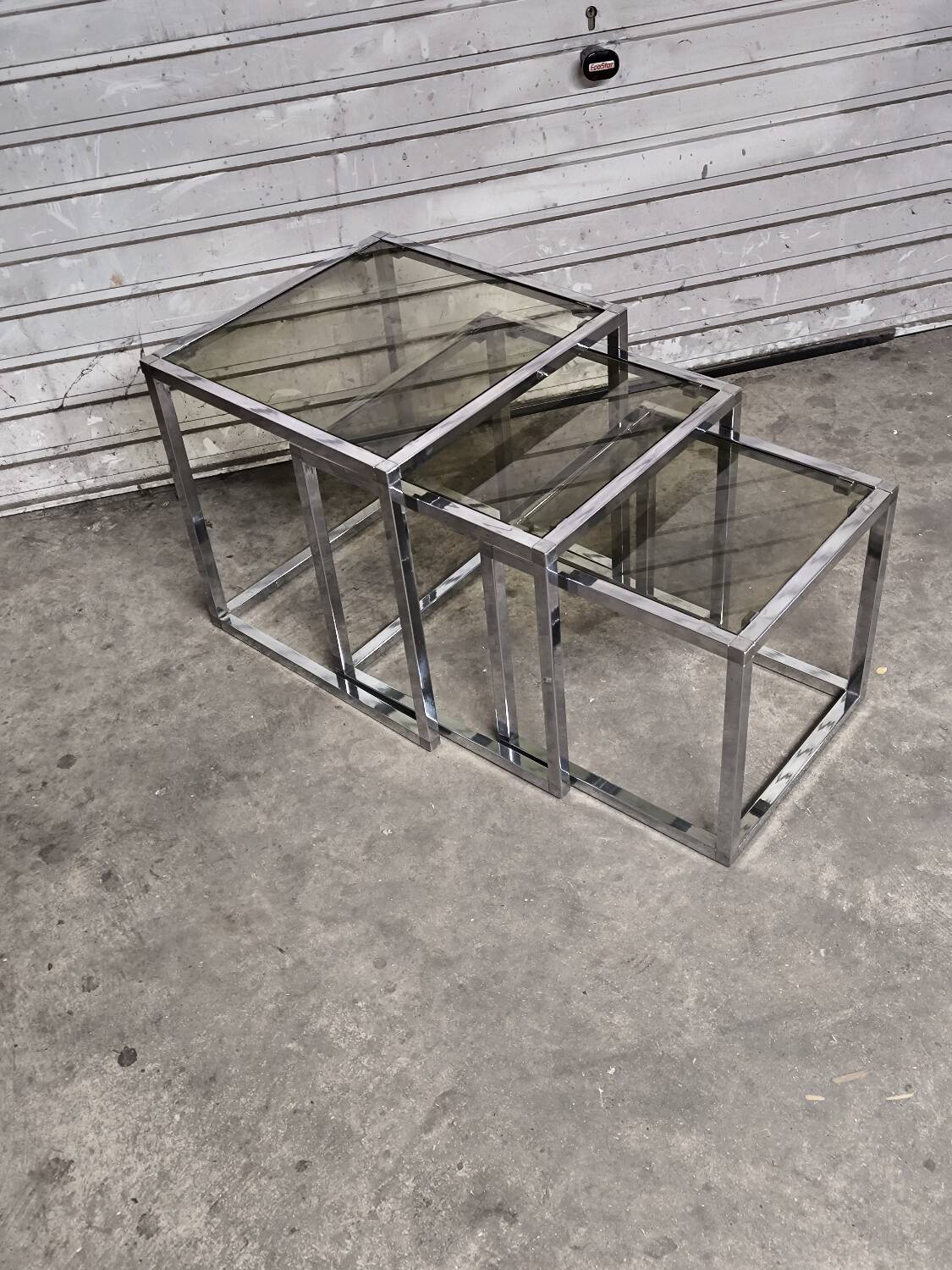 Vintage nesting tables