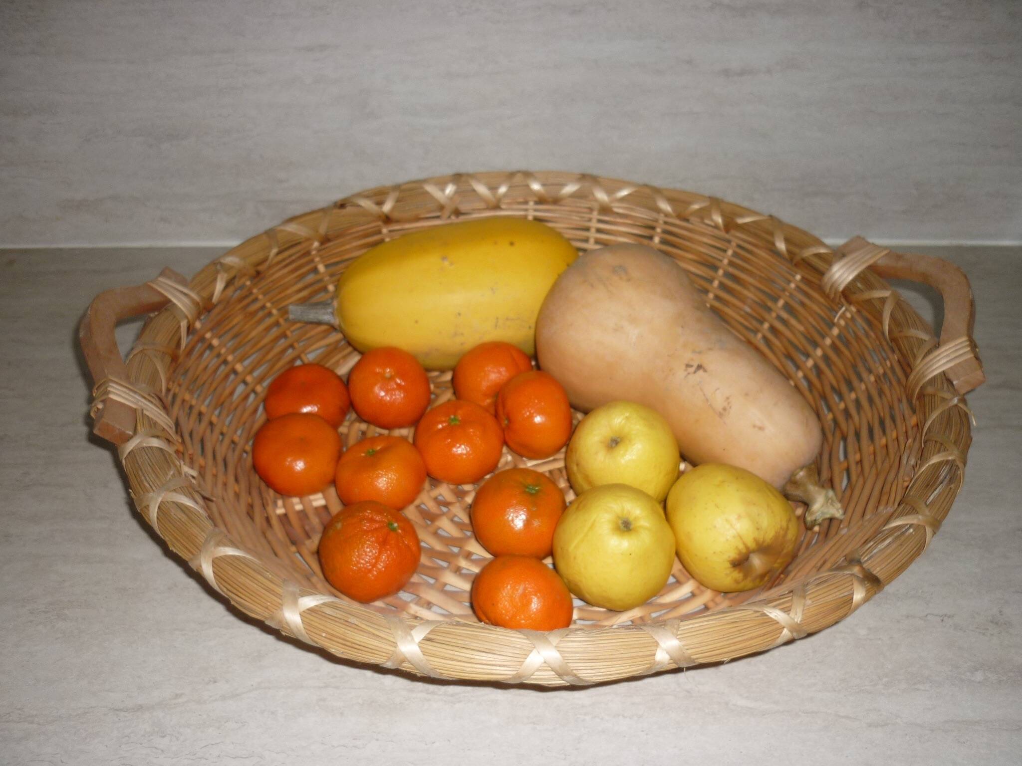 Large round basket with handles Ø 58 cm