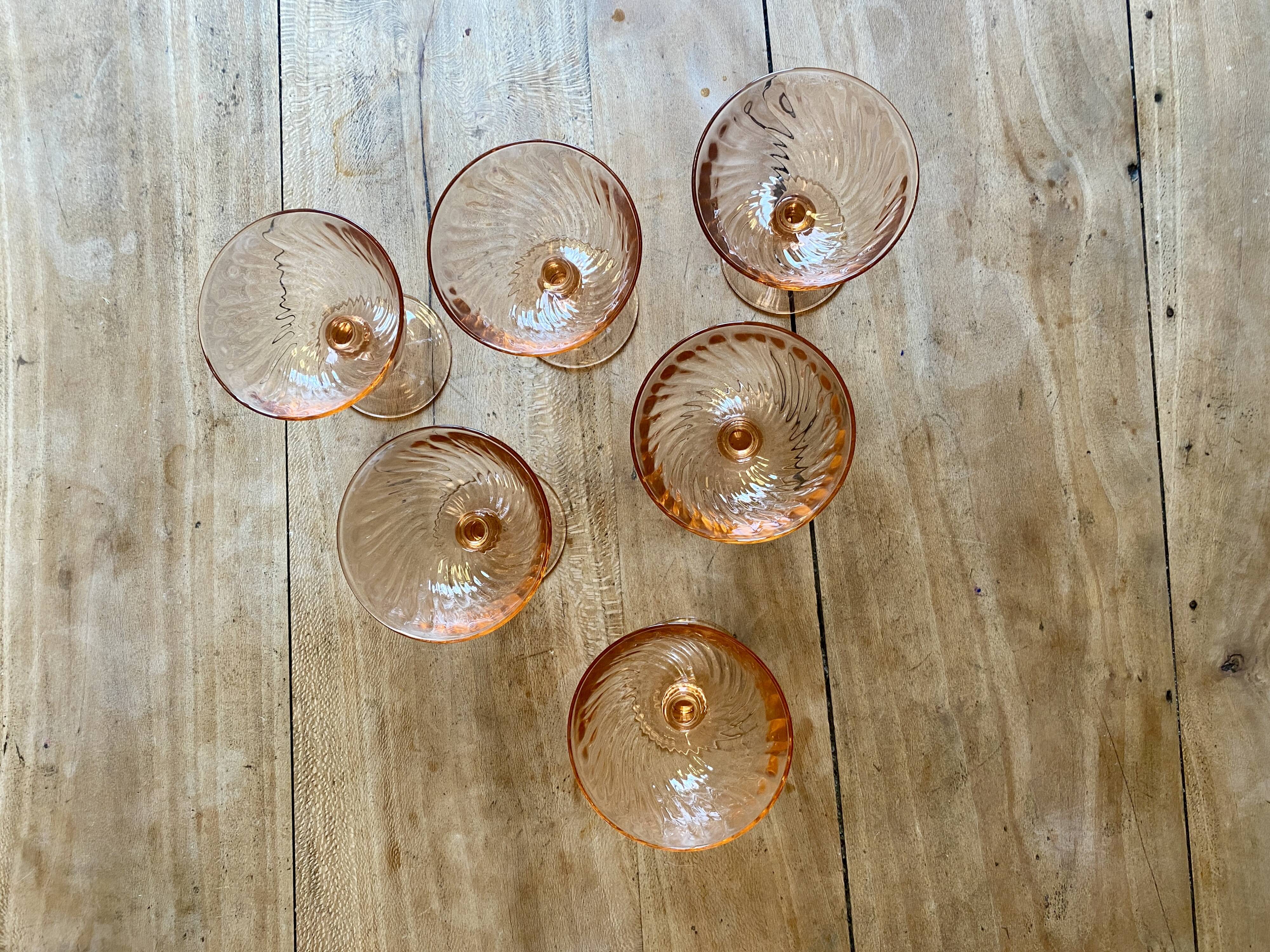 Set of 6 vintage rosaline champagne glasses