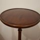 High English guéridon/side table in mahogany.