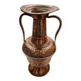 Vase en cuivre
