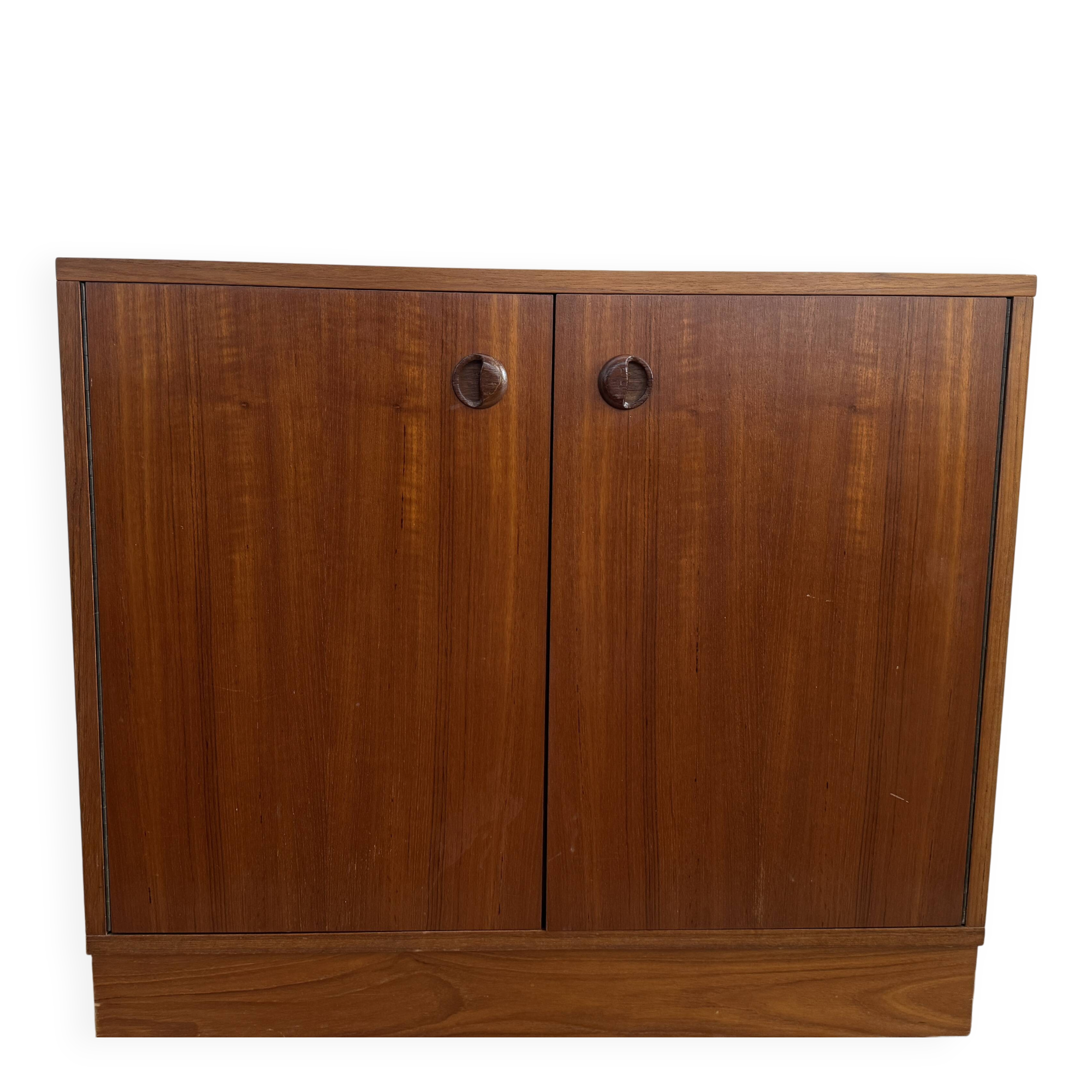 Buffet bas 2 portes teck — années 60/70