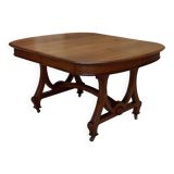 Dining room table by Maison Krieger, Art Nouveau, circa 1900, in solid oak
