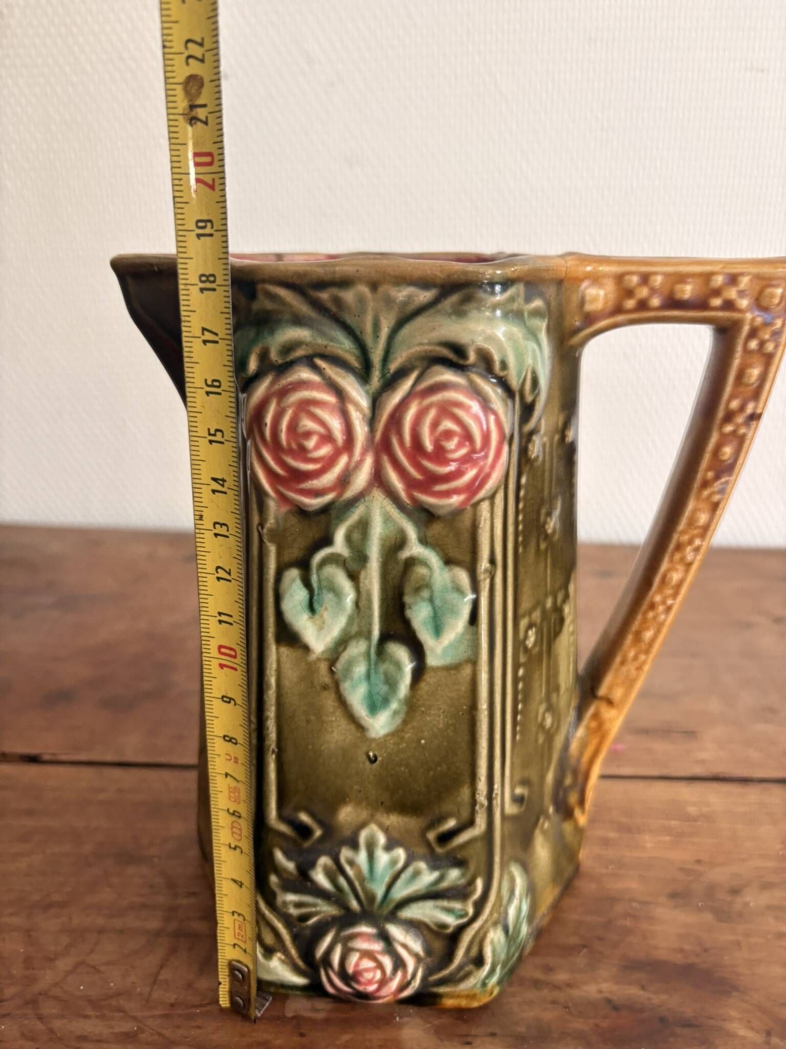 Ancien Pichet Carafe Faïence Céramique Barbotine Onnaing Vert Rose Fleurs