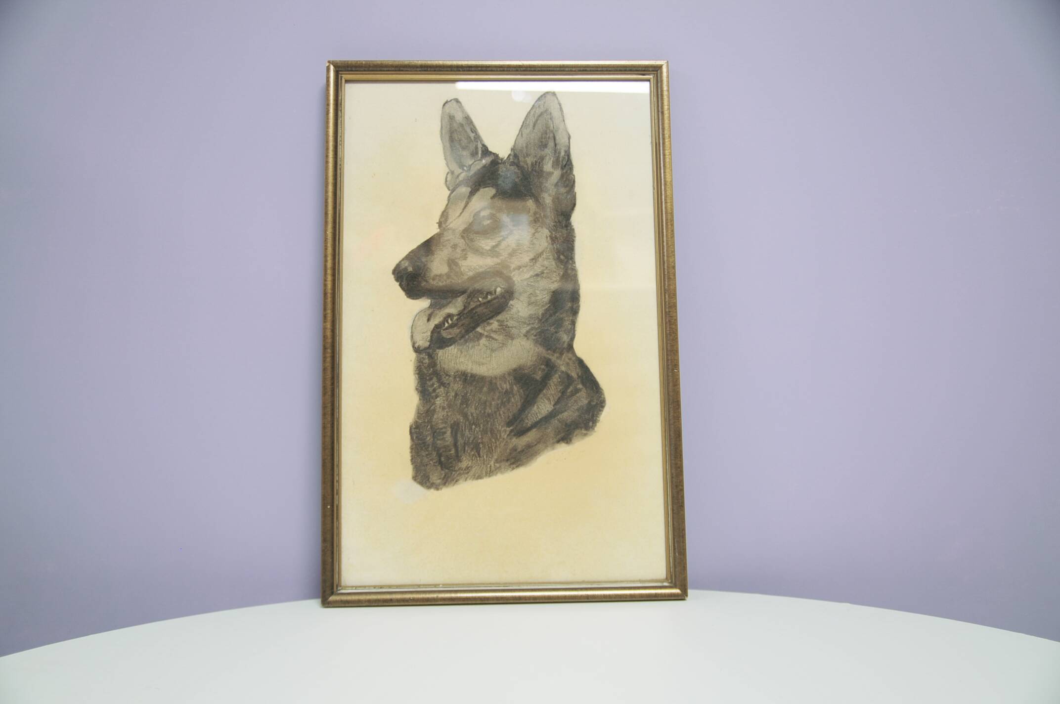 Golden frame with drawing of shepherd