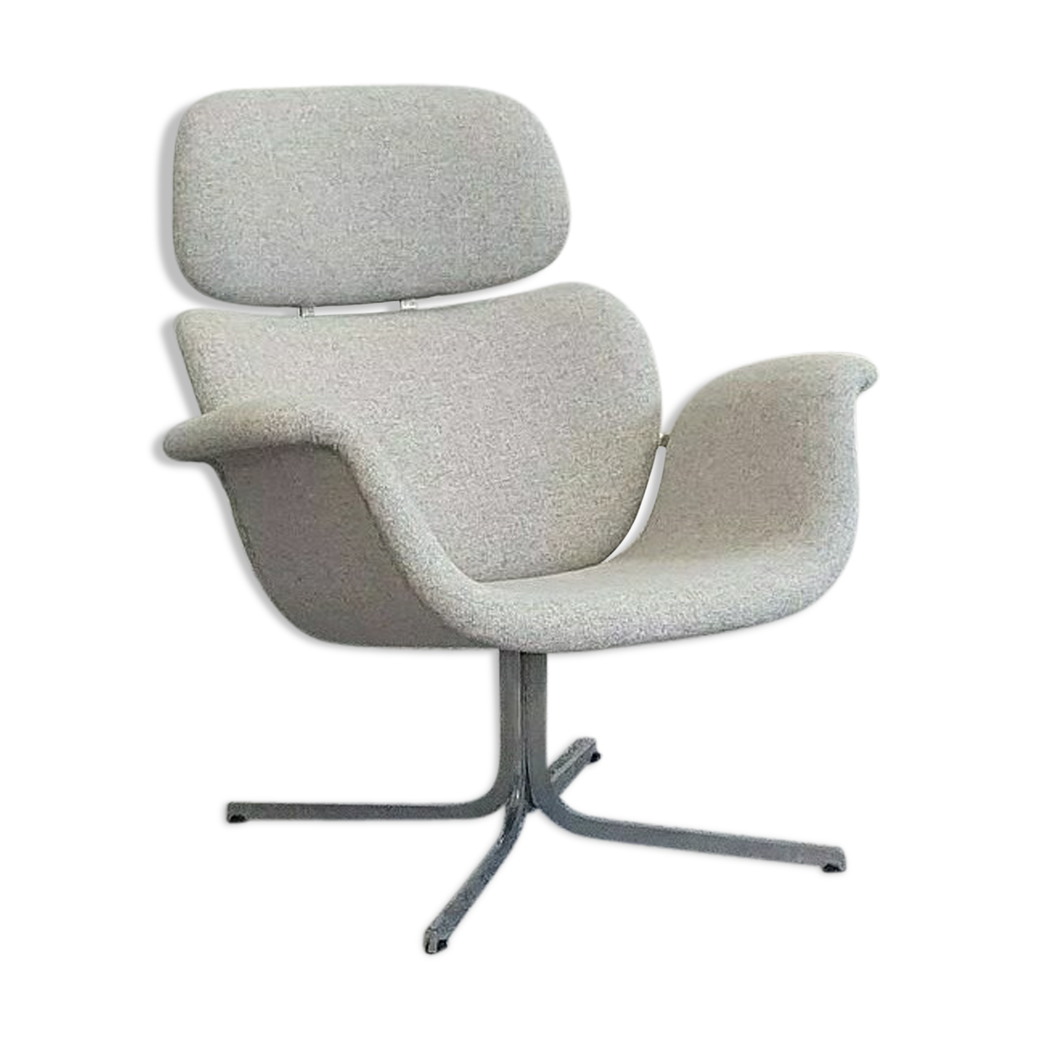 Big Tulip chair by Pierre Paulin, edition Artifort