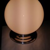 Lampe boule opaline année 50