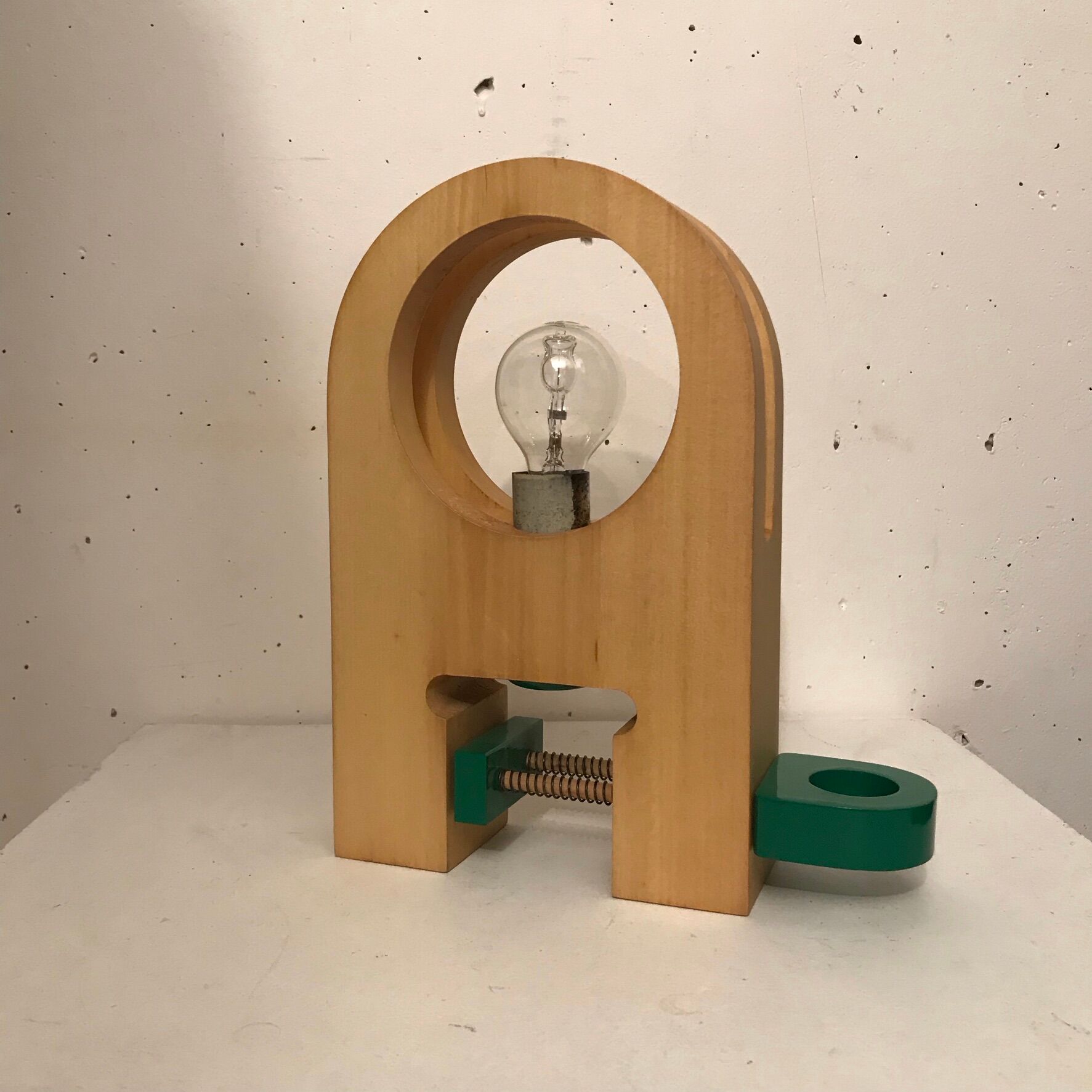 Pair of "clamp-joint" lamps, Italy 1970