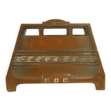 Arts and crafts letter holder