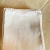 Set of very fine linen towels