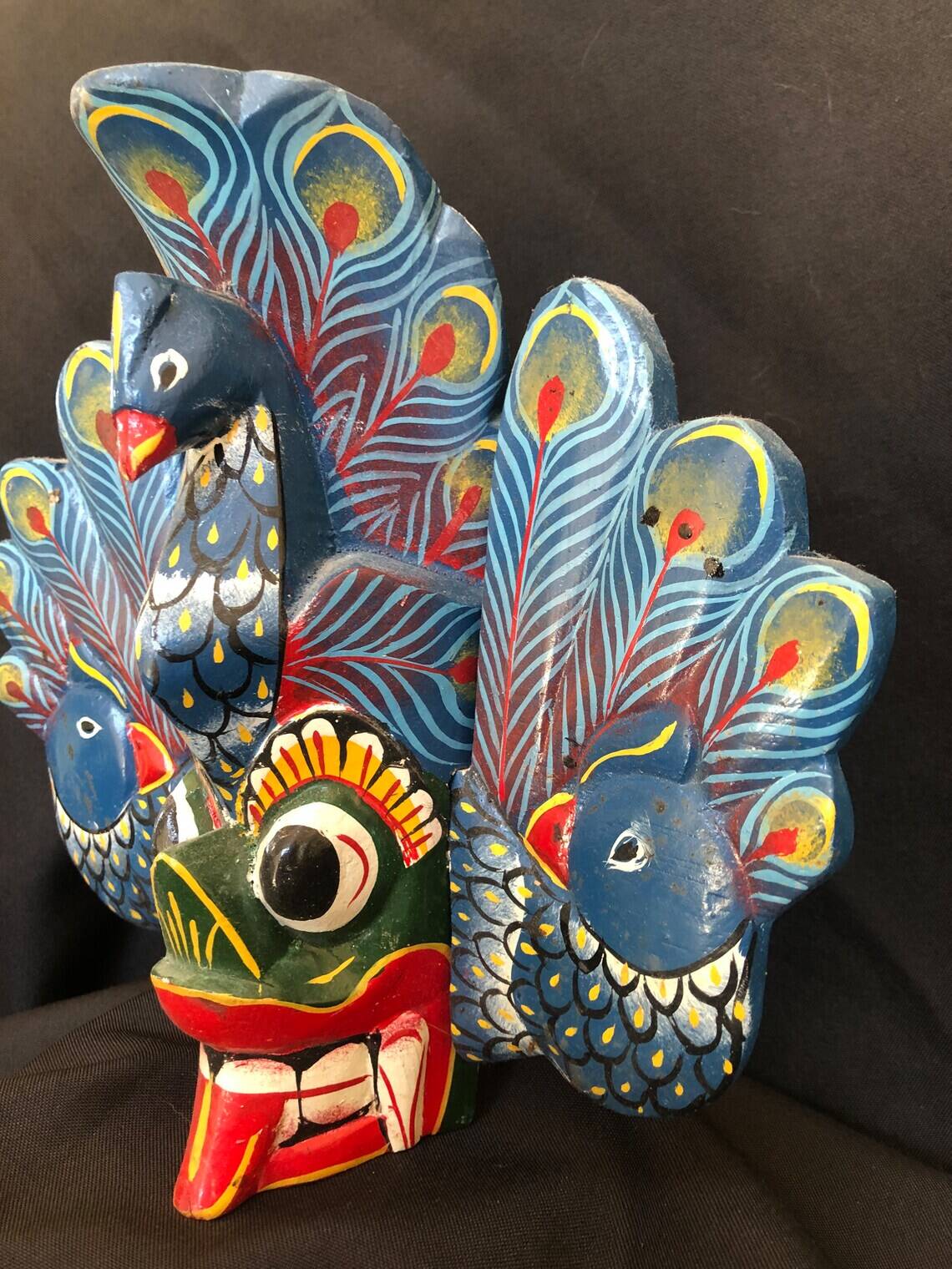 Traditional Peacock mask in polychrome wood from Sri Lanka, 20th century work