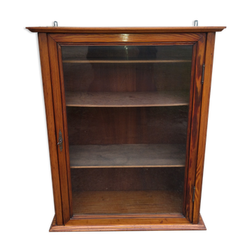 Vitrine en pin ou pitchpin
