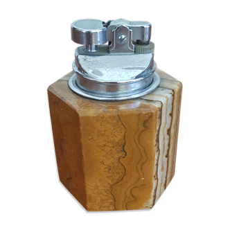 Old table lighter in onyx