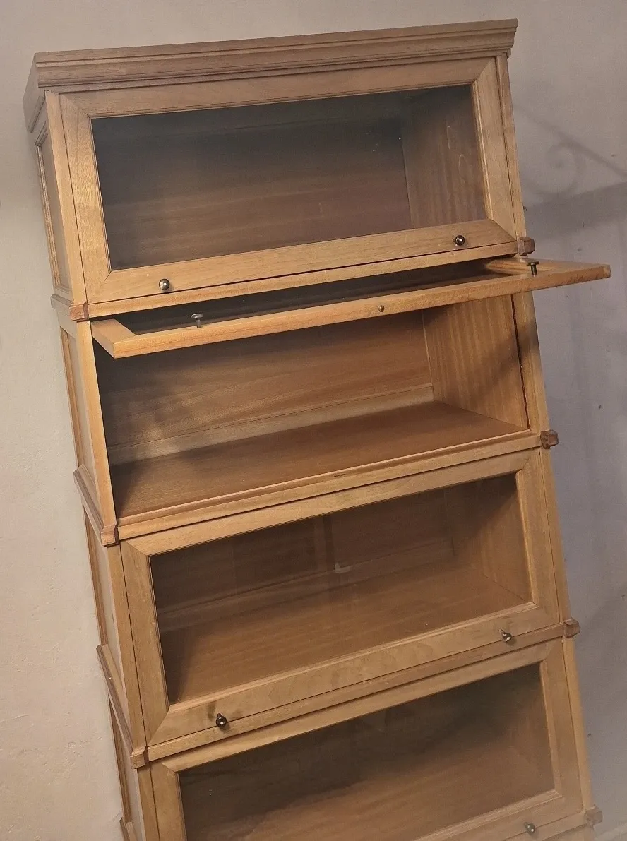 Globe-Wernicke stacking 'barrister's bookcase', USA 1920