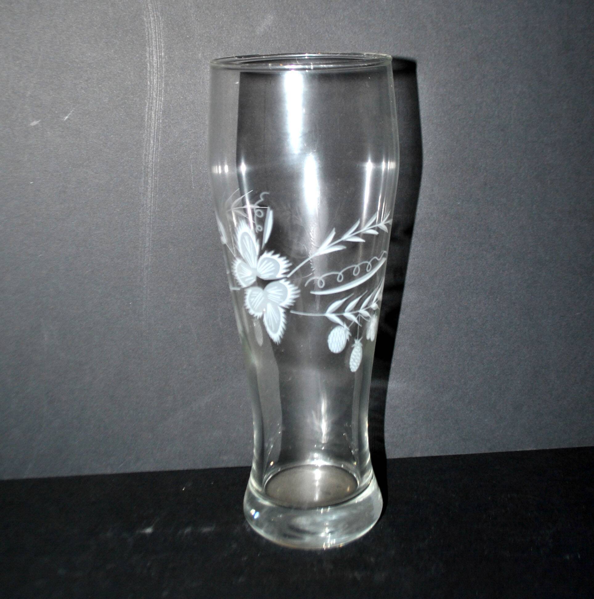 Large vintage beer glass in enamelled glass with hop flowers H22cm