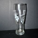 Grand verre à bière vintage en verre émaillé fleurs de houblon H22cm